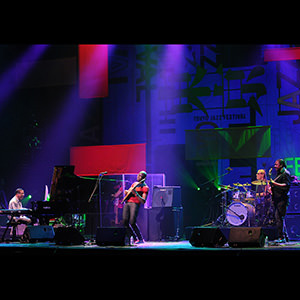 9月7日（日）昼［THIS IS JAZZ］ハービー・ハンコック and his band	featuring ヴィニー・カリウタ、ジェームス･ジーナス and リオーネル・ルエケ