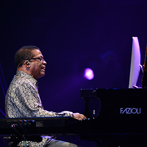 9月7日（日）昼［THIS IS JAZZ］ハービー・ハンコック and his band	featuring ヴィニー・カリウタ、ジェームス･ジーナス and リオーネル・ルエケ