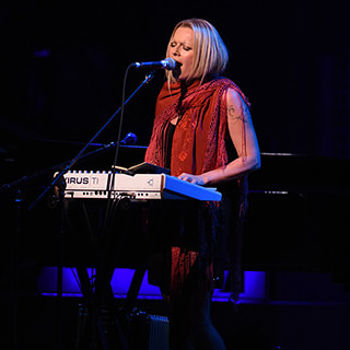 アンナ・マリア・ヨペック カルテット feat. ミノ・シネル