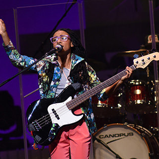 エスペランサ・ スポルディング Presents Emily's D+Evolution