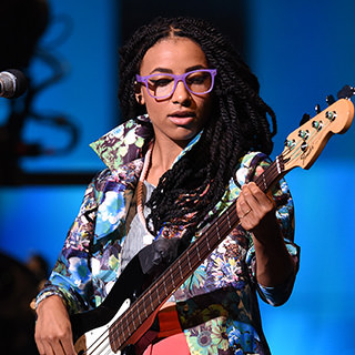 エスペランサ・ スポルディング Presents Emily's D+Evolution