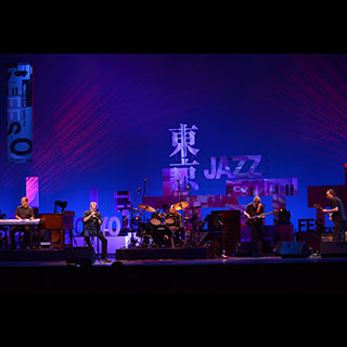 スティーヴ・ガッド・バンド featuring マイケル・ランドウ､ ラリー・ゴールディングス､
					ジミー・ジョンソン & ウォルト・ファウラー