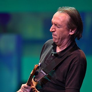 スティーヴ・ガッド・バンド featuring マイケル・ランドウ､ ラリー・ゴールディングス､
					ジミー・ジョンソン & ウォルト・ファウラー